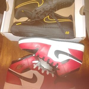 Nike Kids Sneakers - Black and Red